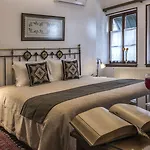 Arxontiko Mytilineou - Skretaion 4*