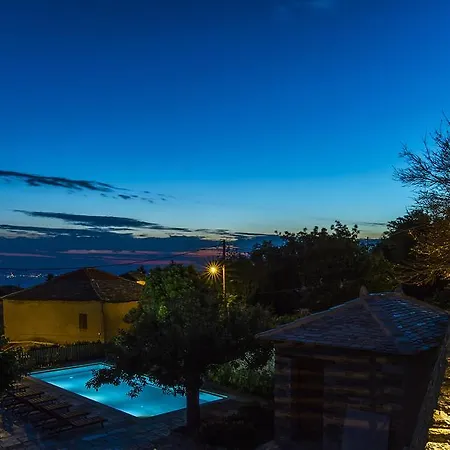 Arxontiko Mytilineou - Skretaion